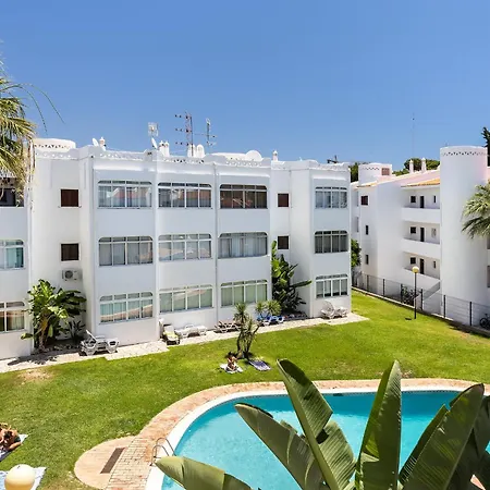Apartment Manelinha - Cozy With Pool And Quarteira