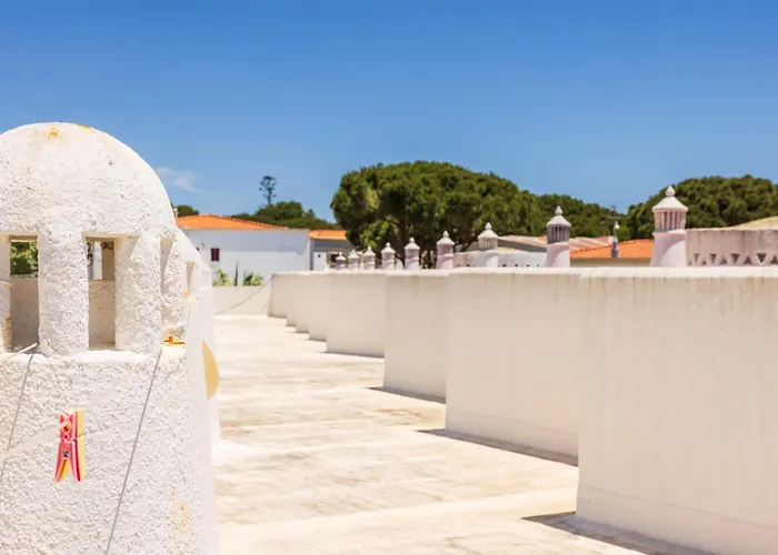 Appartement Manelinha - Cozy With Pool And *